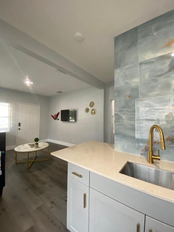 Bella Breeze Apartment Sanford Ngoại thất bức ảnh